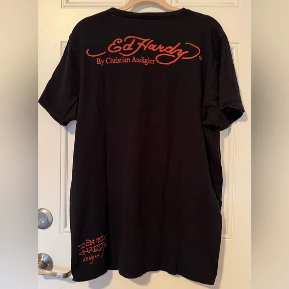 Ed Hardy T-Shirt - Picture 5 of 7